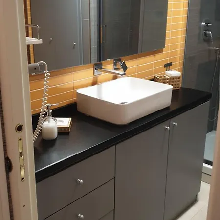 Apartment La Dimora Dei Reali Naples